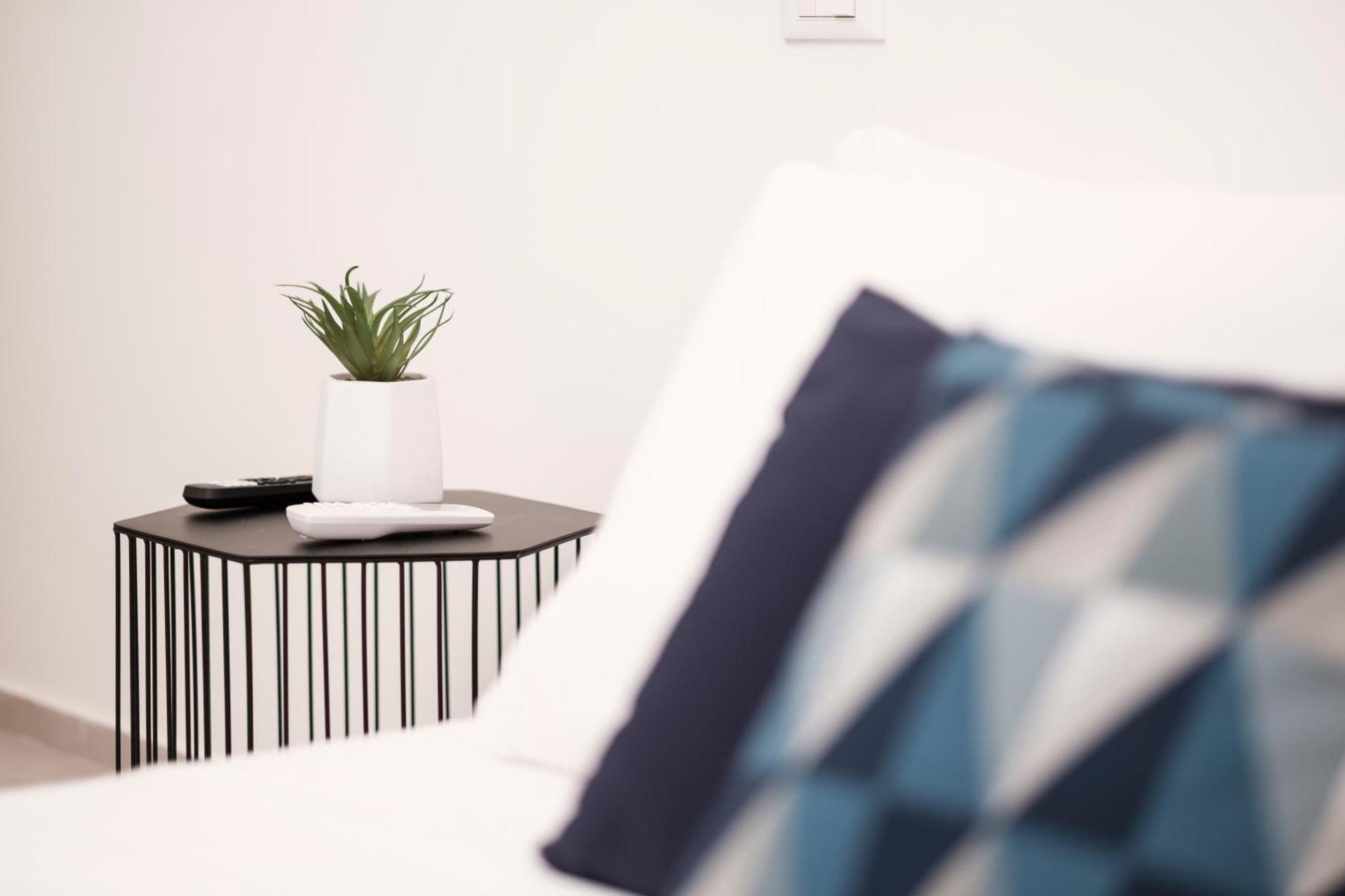 Pepoli Deluxe - Exclusive Apartment - Free Parking Trapani Ngoại thất bức ảnh