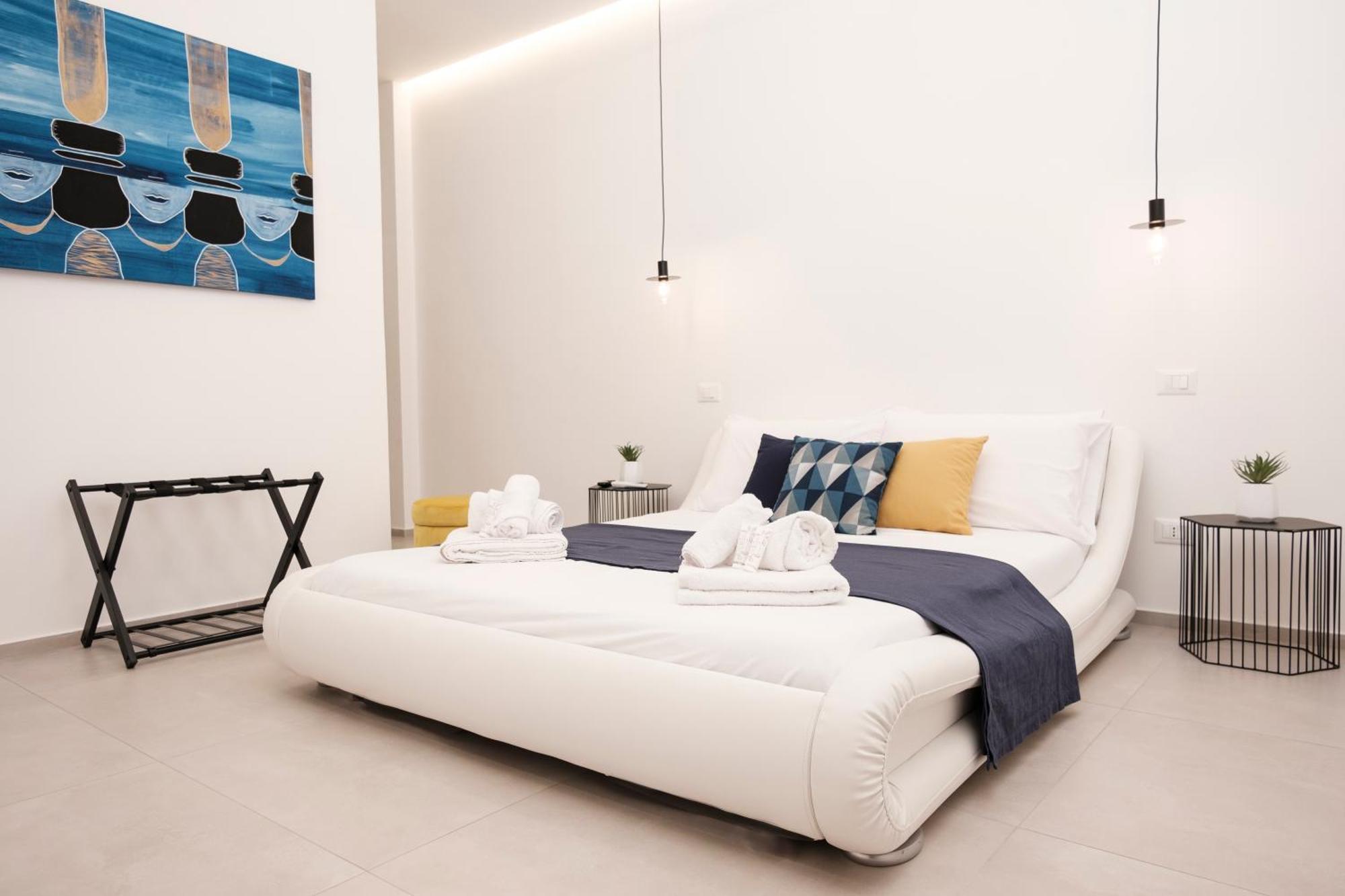 Pepoli Deluxe - Exclusive Apartment - Free Parking Trapani Ngoại thất bức ảnh